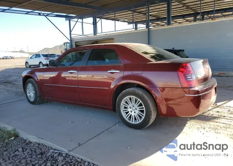 2010 Chrysler 300 Touring/Signature Series/Executive Series из США, поврежденный, VIN 2C3CA5CV4AH155389